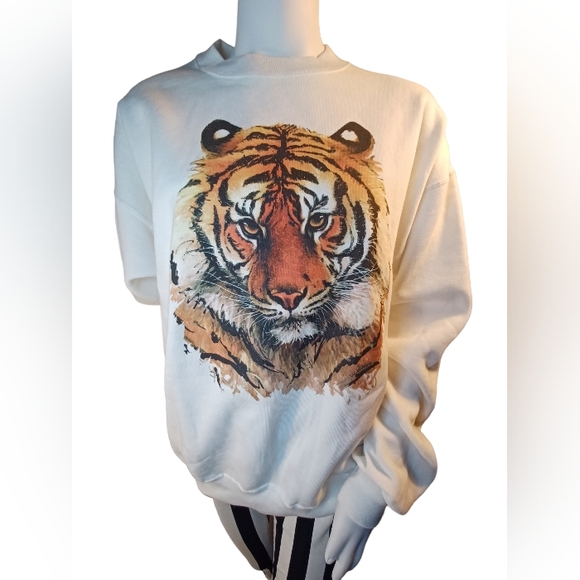 Tiger Crewneck Sweatshirt - Picture 5 of 8
